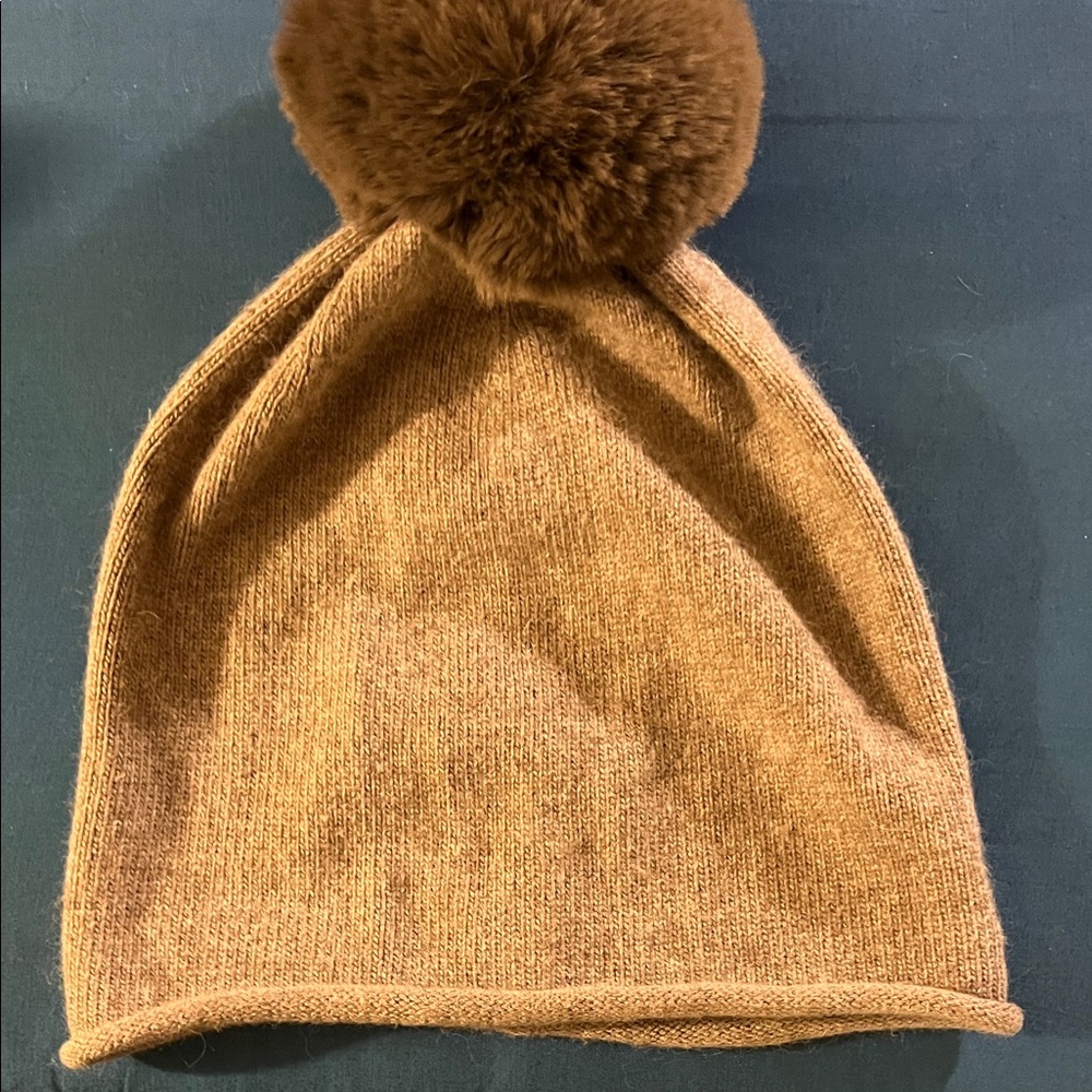 Cozy Brown Knit Pom-Pom Beanie